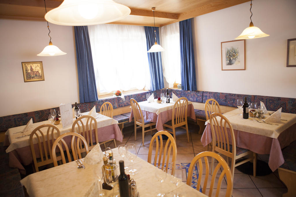 Gasthaus Abram Ora / Auer 외부 사진